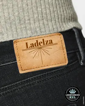 Patches Met Logo